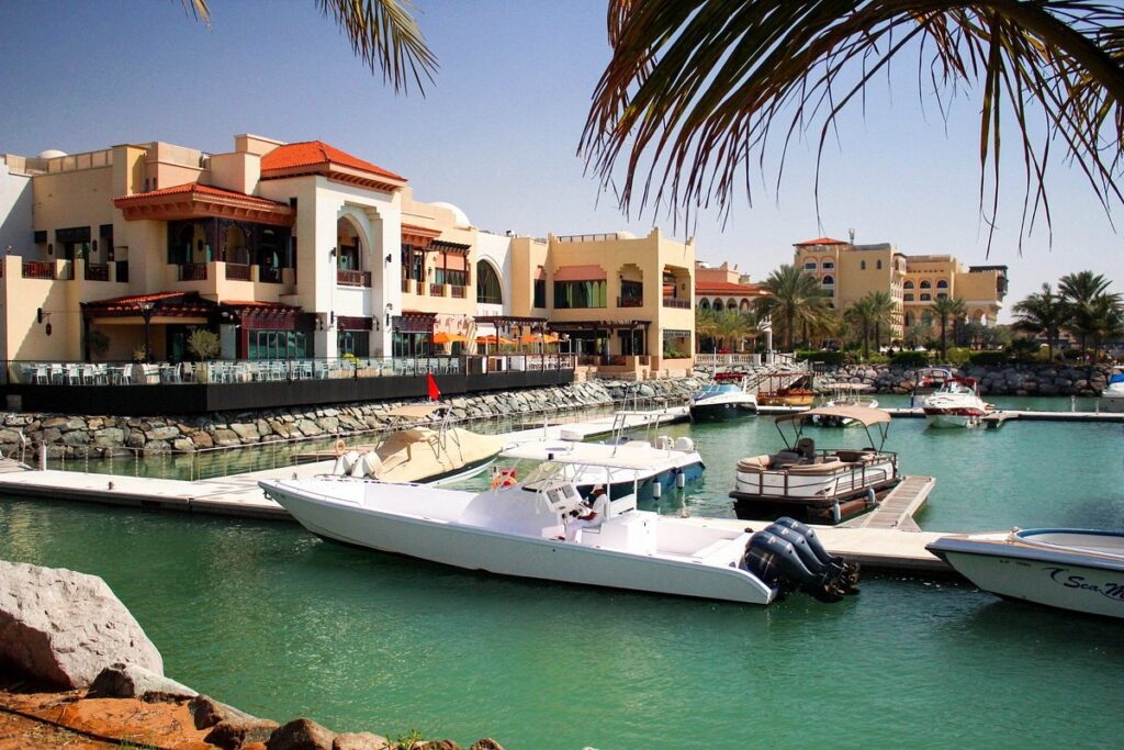 abu dhabi qaryat al beri